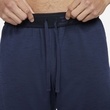 Pantaloni scurti barbati Nike Yoga Dri-FIT CZ2210-410