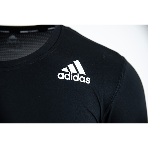 Bluza barbati adidas Techfit Compression Long-Sleeve Top GM5038